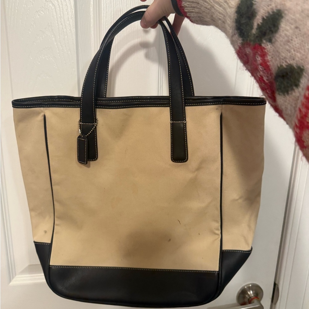 Coach Black and Tan Leather Tag